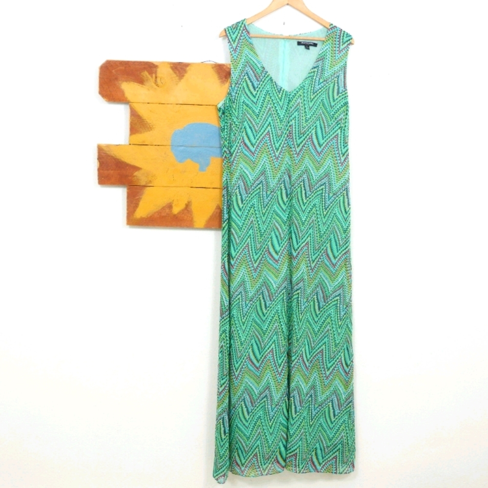 Sharagano Sleeveless Maxi Dress with Aztec Print - Picture 1 of 8